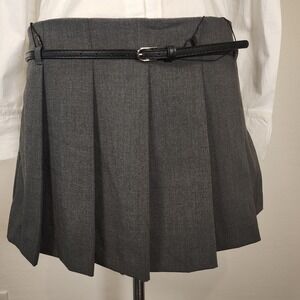 Zara Pleated Shorts with Belt Gray‎ Women's Size L